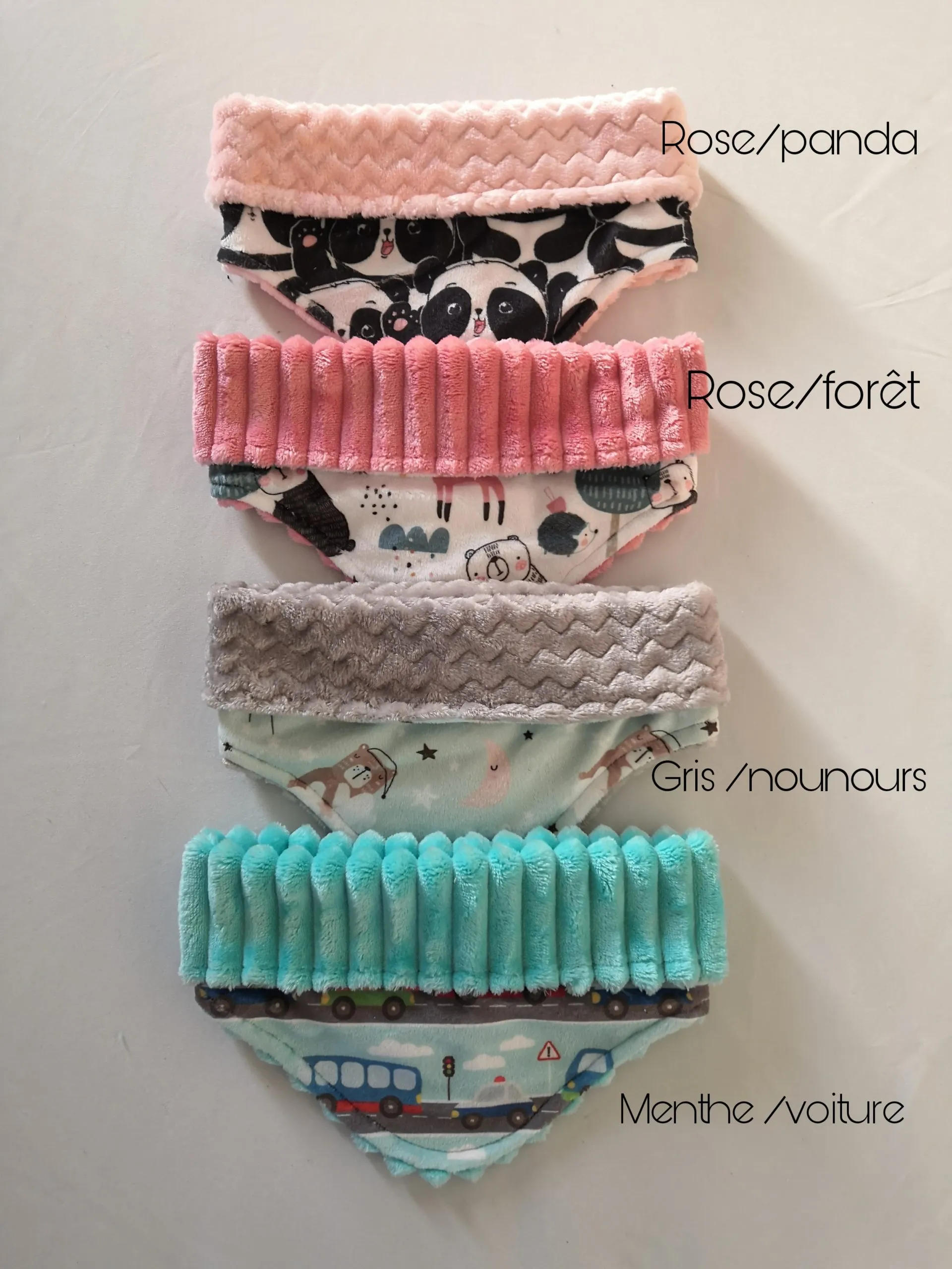 Snood bébé 2/5 ans.